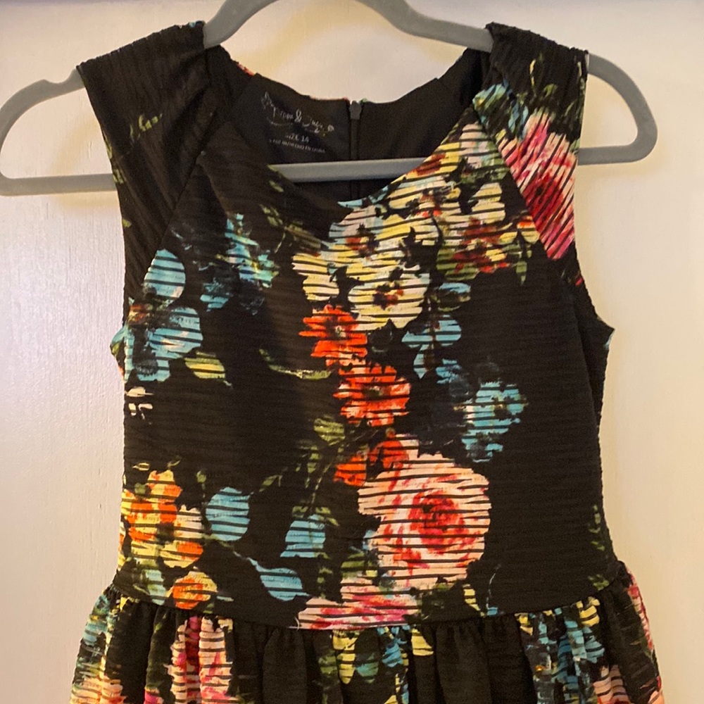 Girls dress size 14